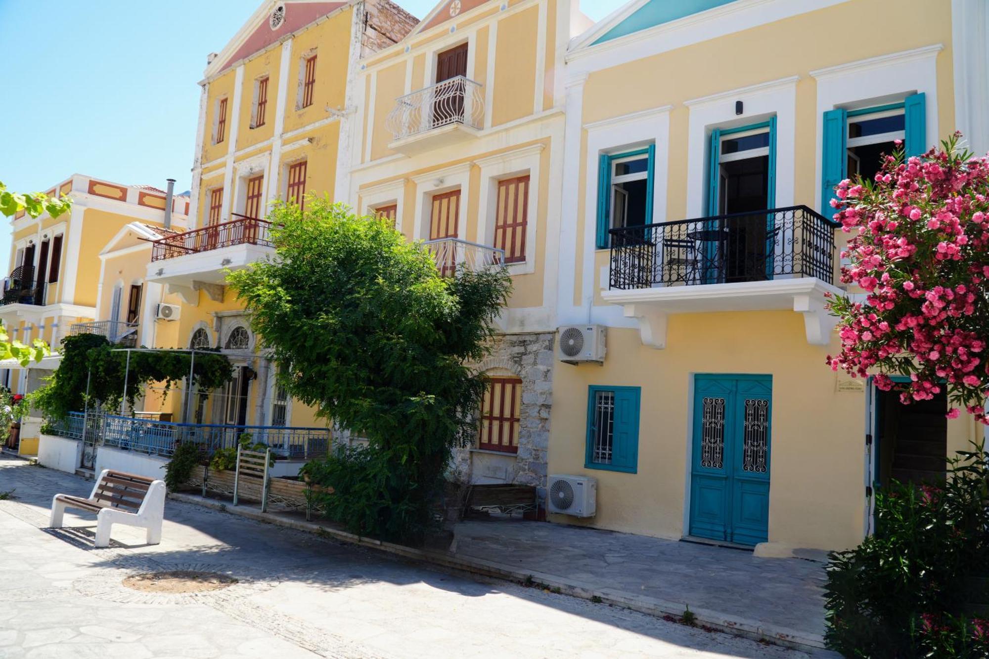Symi Central Point Eksteriør bilde